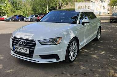 Седан Audi A3 2014 в Кривом Роге