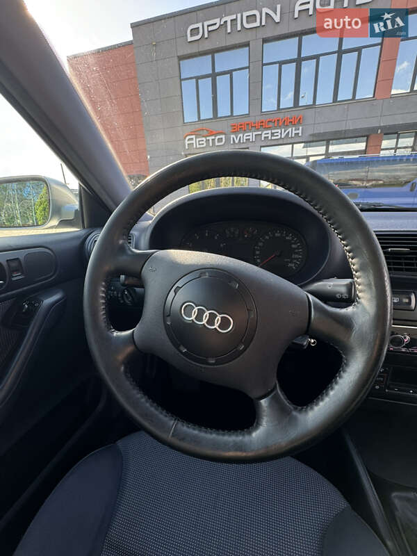 Хэтчбек Audi A3 1999 в Львове