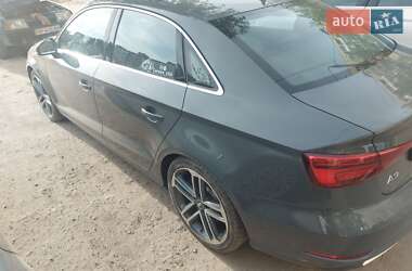 Седан Audi A3 2019 в Запоріжжі