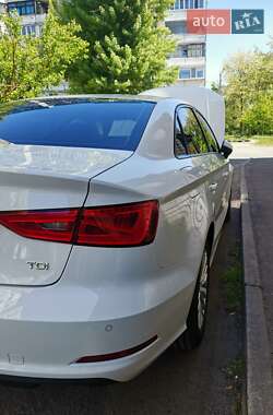 Седан Audi A3 2016 в Днепре