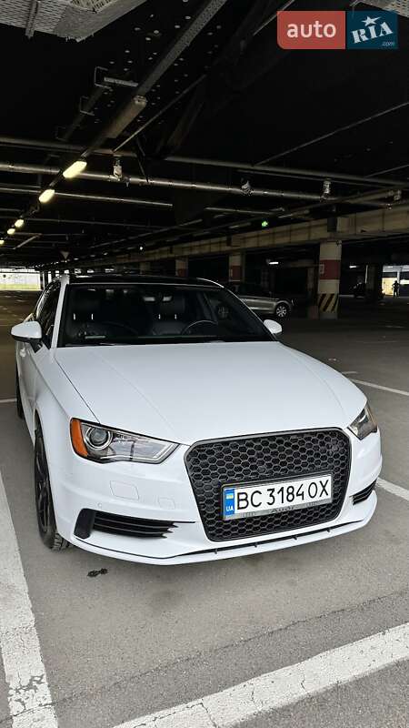 Седан Audi A3 2016 в Львове
