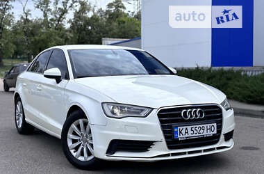 Седан Audi A3 2014 в Дніпрі