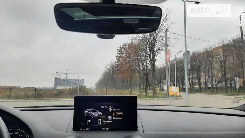Седан Audi A3 2019 в Ровно