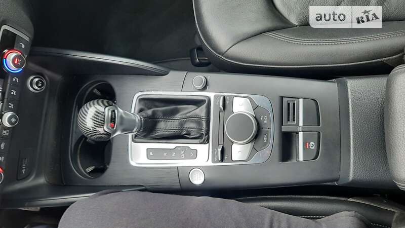 Седан Audi A3 2019 в Ровно
