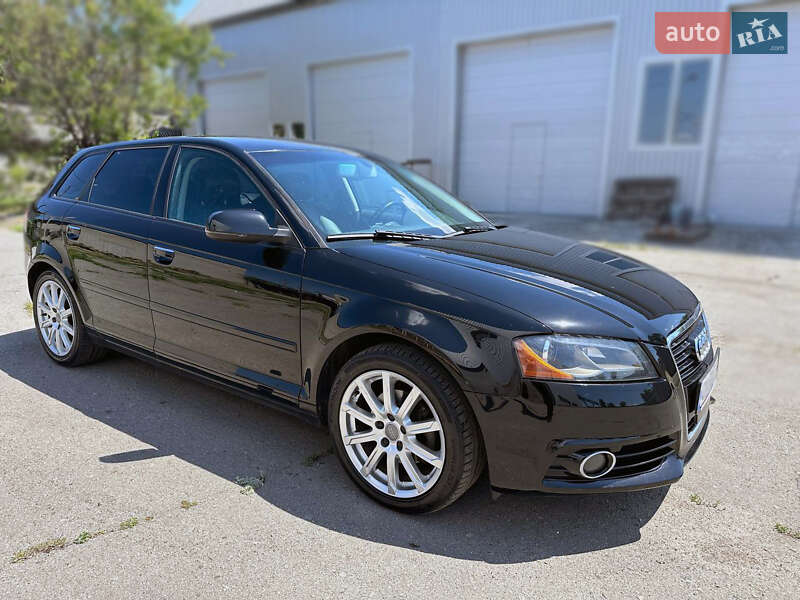 Хетчбек Audi A3 2010 в Черкасах