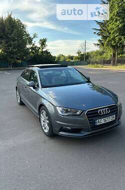 Седан Audi A3 2015 в Киеве