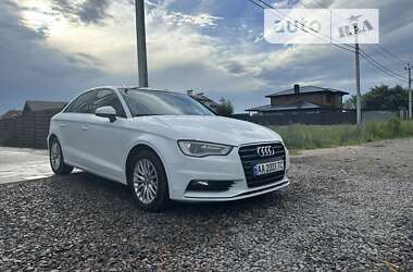 Седан Audi A3 2016 в 