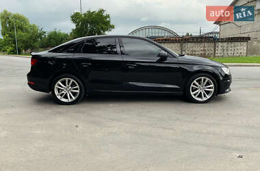 Седан Audi A3 2014 в 