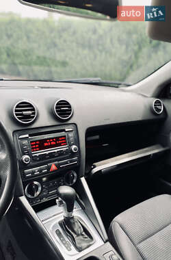 Хэтчбек Audi A3 2008 в 