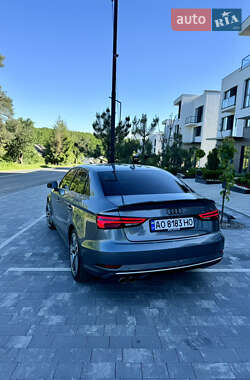 Седан Audi A3 2016 в 