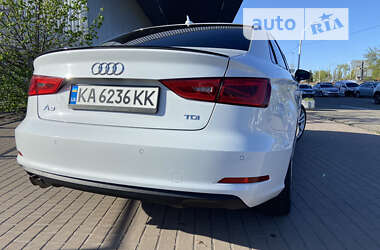 Седан Audi A3 2016 в Киеве