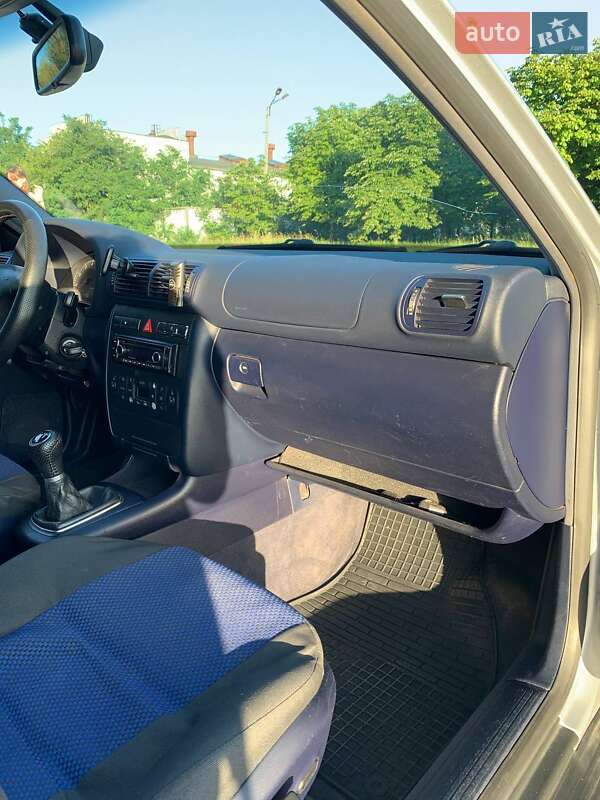 Хэтчбек Audi A3 2001 в Кременчуге