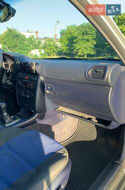 Хэтчбек Audi A3 2001 в 