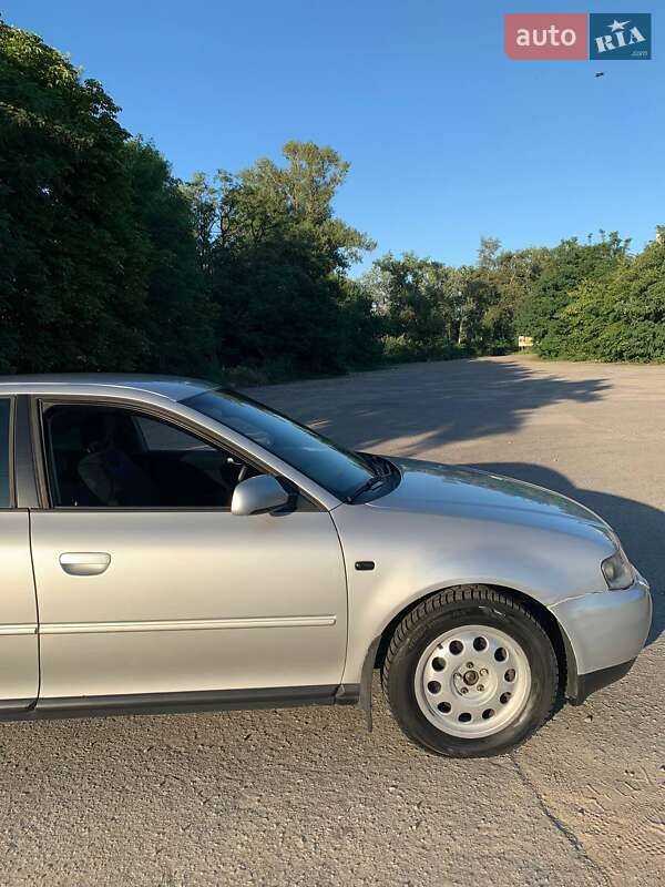 Хэтчбек Audi A3 2001 в Кременчуге