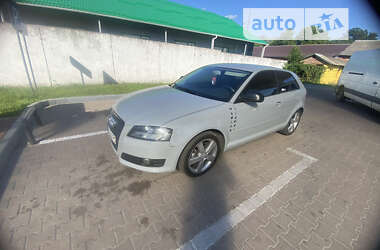 Хэтчбек Audi A3 2008 в 
