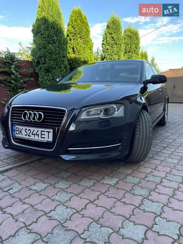 Хэтчбек Audi A3 2012 в Ковеле