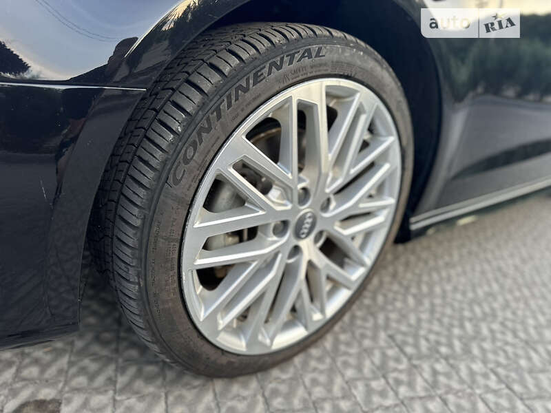 Хэтчбек Audi A3 2017 в Полтаве