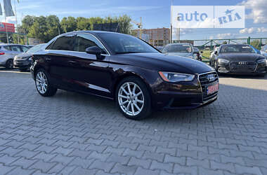 Седан Audi A3 2014 в Луцьку