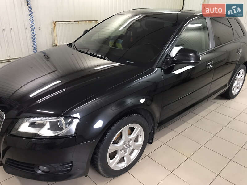 Хетчбек Audi A3 2010 в Карлівці фото 36 Хетчбек Audi A3 2010 в Карлівці