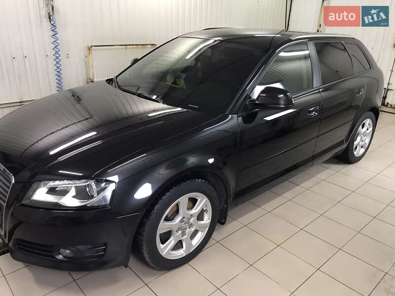 Хетчбек Audi A3 2010 в Карлівці фото 62 Хетчбек Audi A3 2010 в Карлівці