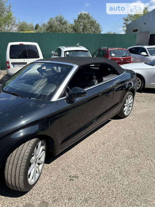 Кабриолет Audi A3 2015 в Киеве