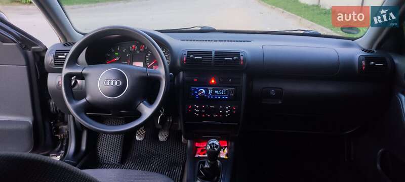 Хэтчбек Audi A3 2001 в Ивано-Франковске