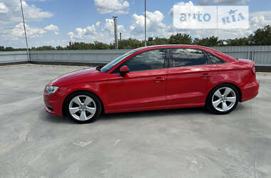 Седан Audi A3 2013 в Полтаві