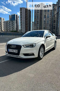 Седан Audi A3 2014 в Києві