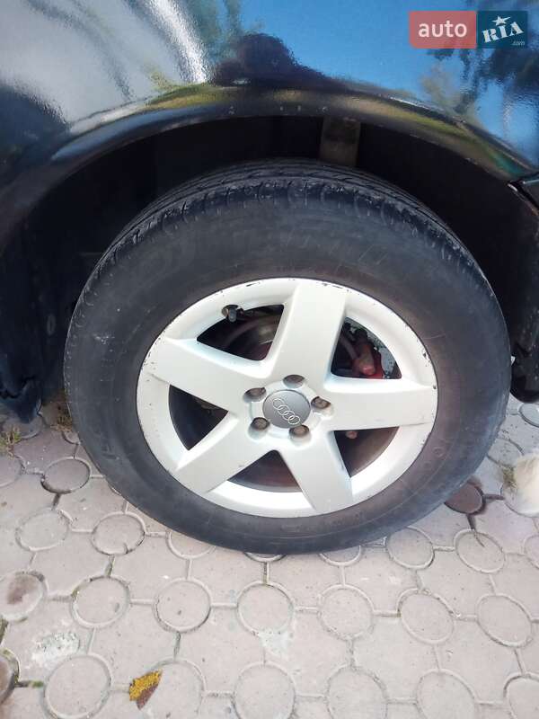 Хэтчбек Audi A3 2000 в Ивано-Франковске