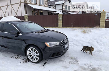 Седан Audi A3 2015 в Львове