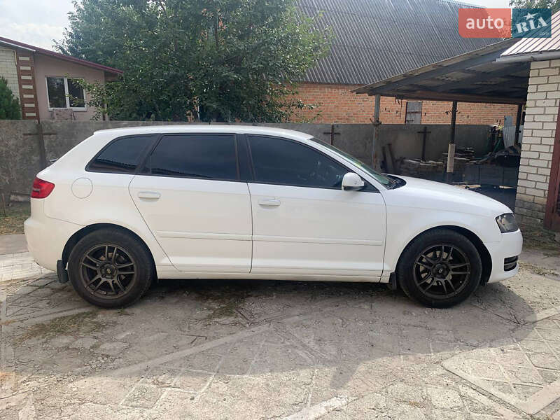 Хетчбек Audi A3 2012 в Києві