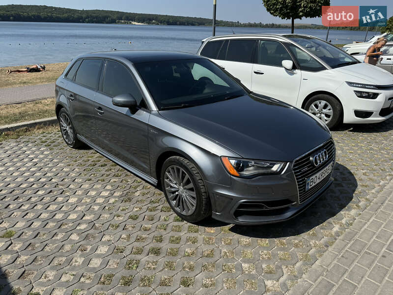 Хэтчбек Audi A3 2015 в Запорожье фото 2 Хэтчбек Audi A3 2015 в Запорожье