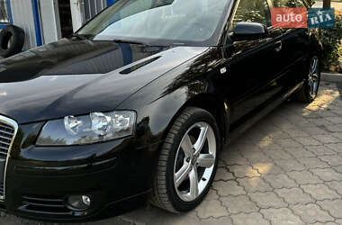Хэтчбек Audi A3 2005 в 