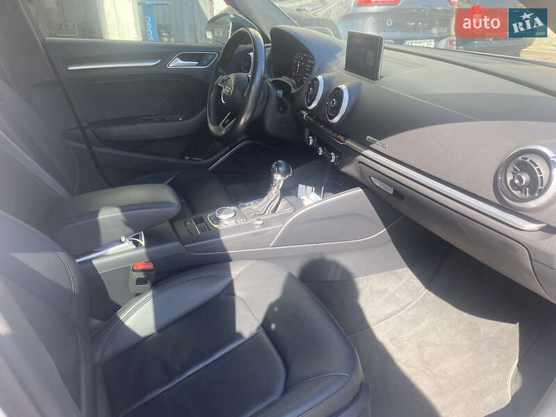 Седан Audi A3 2017 в Києві