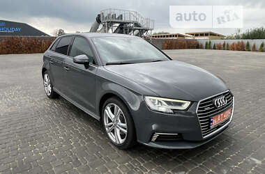 Хэтчбек Audi A3 2020 в 