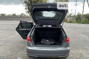 Хэтчбек Audi A3 2020 в 