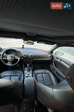 Седан Audi A3 2015 в Киеве