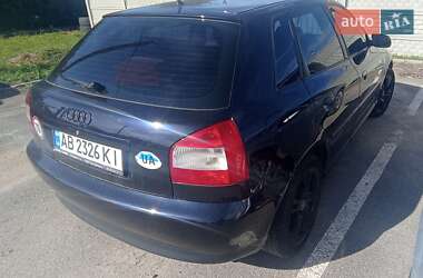 Хэтчбек Audi A3 2002 в 