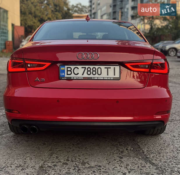 Седан Audi A3 2014 в Львове