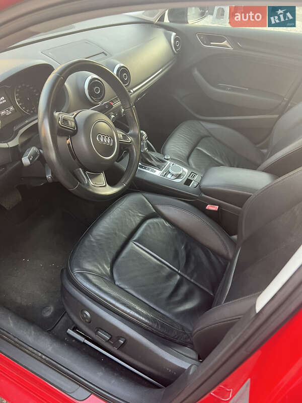 Седан Audi A3 2014 в Львове