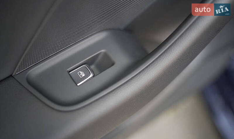 Седан Audi A3 2018 в Львове