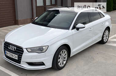 Седан Audi A3 2015 в Одессе