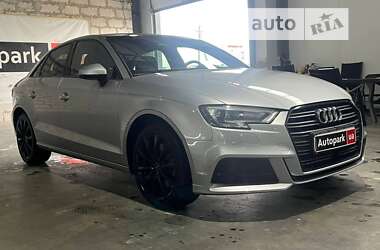 Седан Audi A3 2017 в Львове