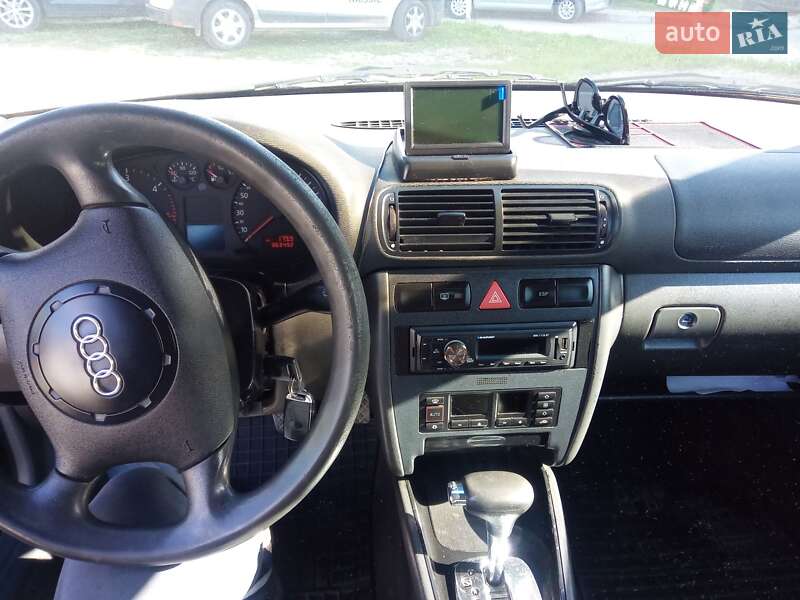 Хэтчбек Audi A3 2000 в Ивано-Франковске