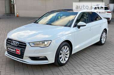 Седан Audi A3 2015 в Одессе