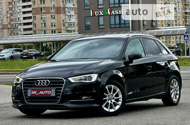 Хэтчбек Audi A3 2016 в Киеве