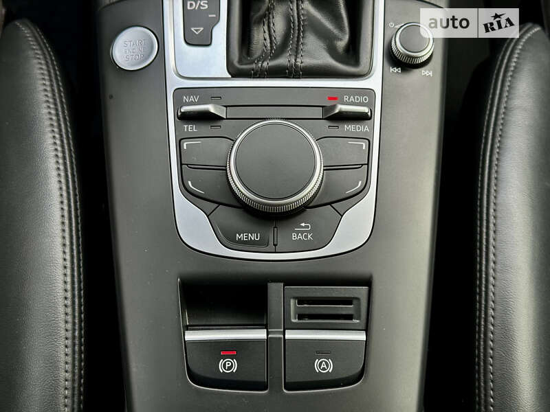 Хэтчбек Audi A3 2016 в Киеве