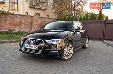 Хэтчбек Audi A3 2017 в 