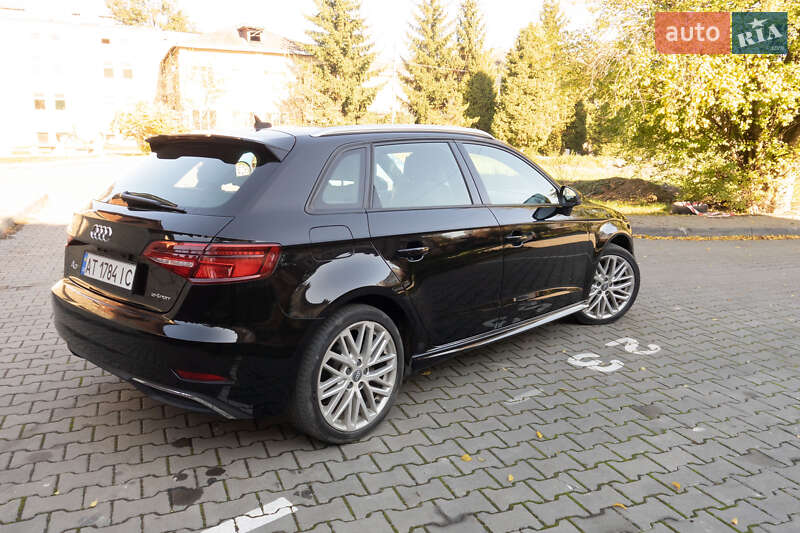 Хэтчбек Audi A3 2017 в Ивано-Франковске