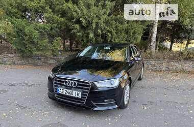 Хэтчбек Audi A3 2015 в Днепре